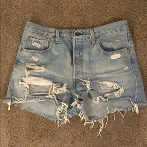 Levi 501 cutoff shorts